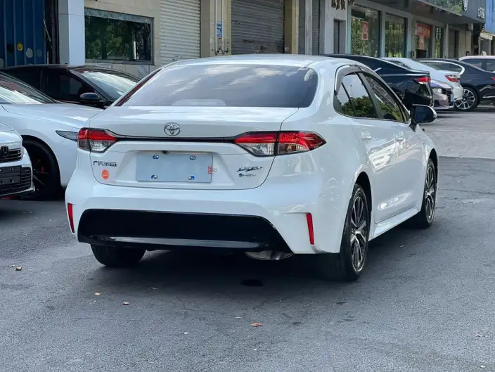 Toyota Levin 2023 Model Hybrid 1.8L Deluxe Edition – фото 6