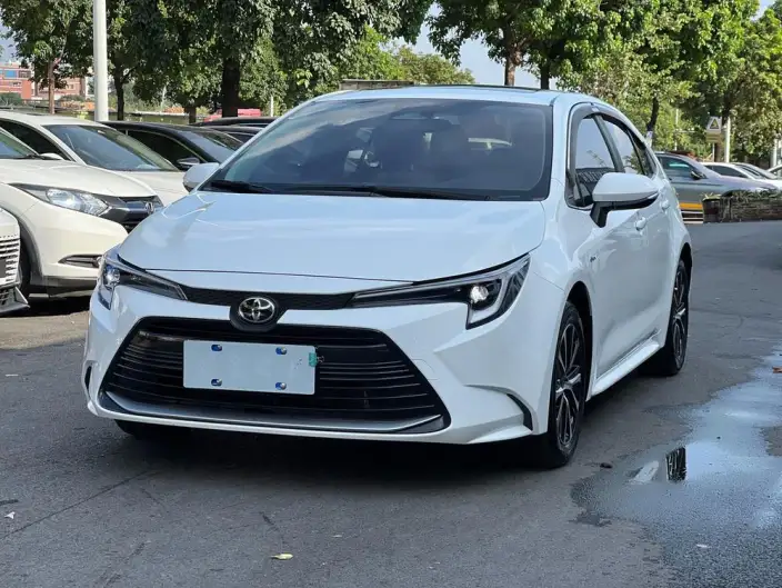 Toyota Levin 2023 Model Hybrid 1.8L Deluxe Edition – фото 10