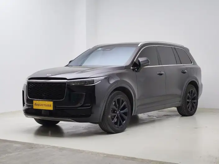 Li Auto ONE 2021 Model Extended Range 6 seat Edition – фото 1