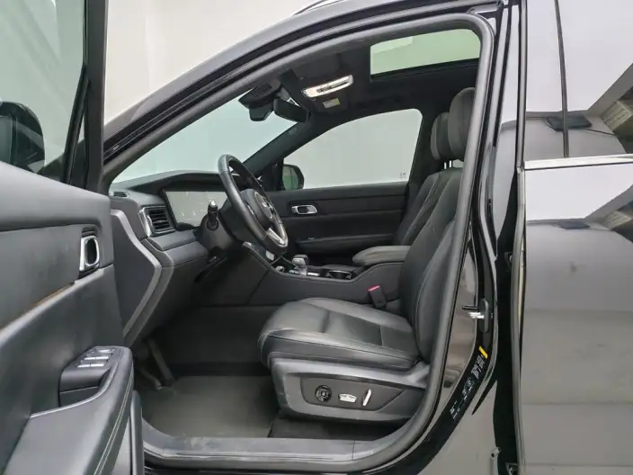 Li Auto ONE 2021 Model Extended Range 6 seat Edition – фото 17