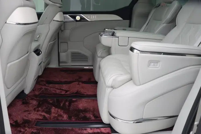 Volvo EM90 2025 Model Ultra VI seat – фото 29