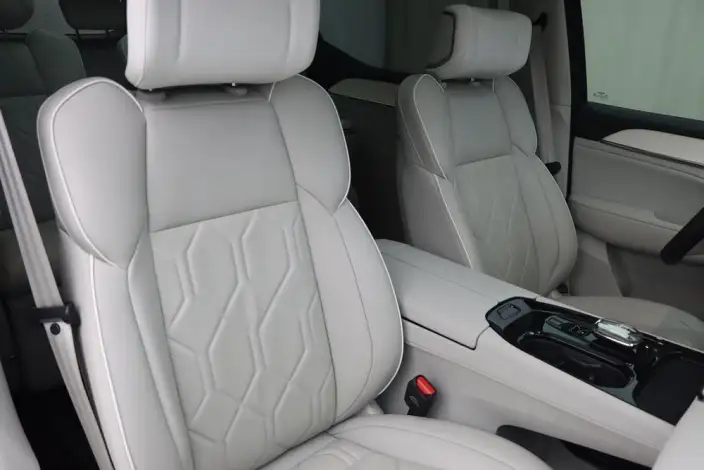Volvo EM90 2025 Model Ultra VI seat – фото 30