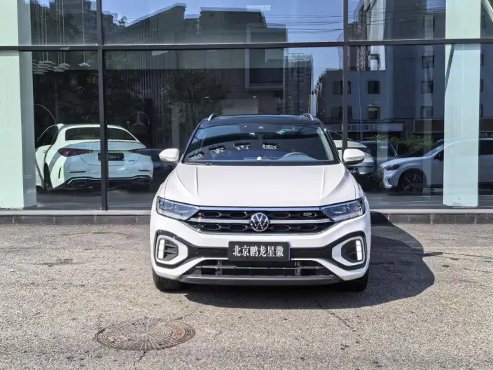 Volkswagen T-Roc 2023 Model 300TSI DSG Chenguang Edition – фото 2