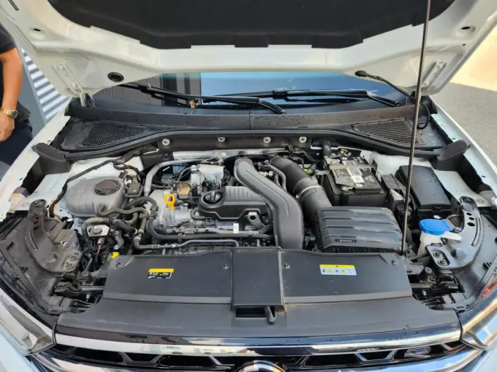 Volkswagen T-Roc 2023 Model 300TSI DSG Chenguang Edition – фото 6