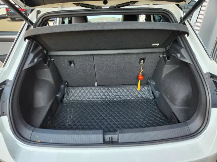 Volkswagen T-Roc 2023 Model 300TSI DSG Chenguang Edition – фото 15