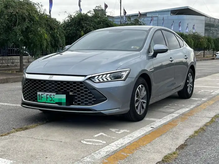 BYD Qin PLUS DM 2023 Model DM-i Champion Edition 55KM Leading Model – фото 1