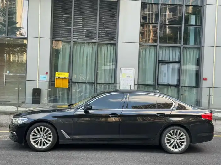 BMW 5 Series 2020 Model 530Li Exclusive Model Luxury Set – фото 3