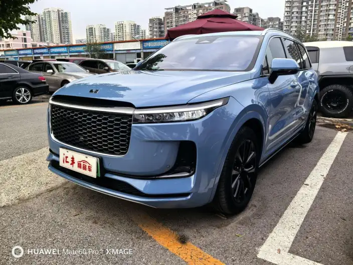 Li Auto ONE 2021 Model Extended Range 6 seat Edition – фото 1