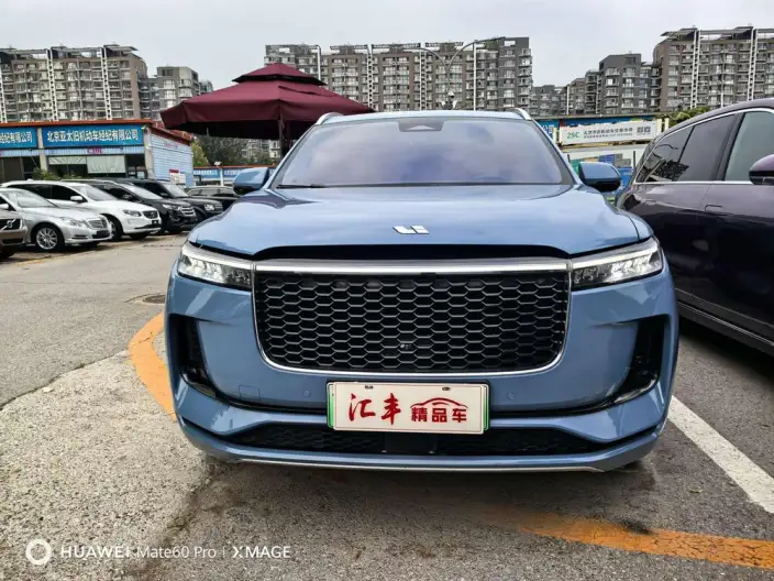 Li Auto ONE 2021 Model Extended Range 6 seat Edition – фото 2