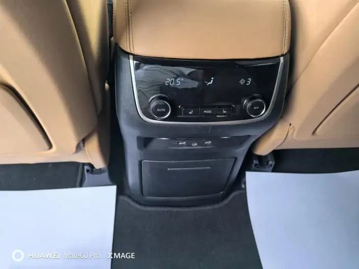 Li Auto ONE 2021 Model Extended Range 6 seat Edition – фото 10