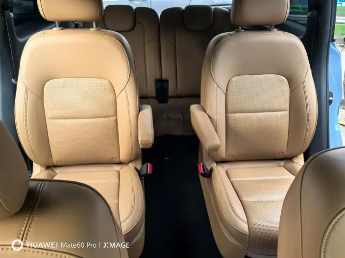 Li Auto ONE 2021 Model Extended Range 6 seat Edition – фото 19