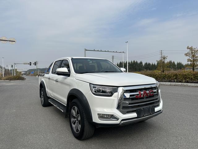 JAC T8 Модель 2019 года 2.0T Tiggo Edition 2WD Prestige Big double HFC4DB2-1D1 – фото 3