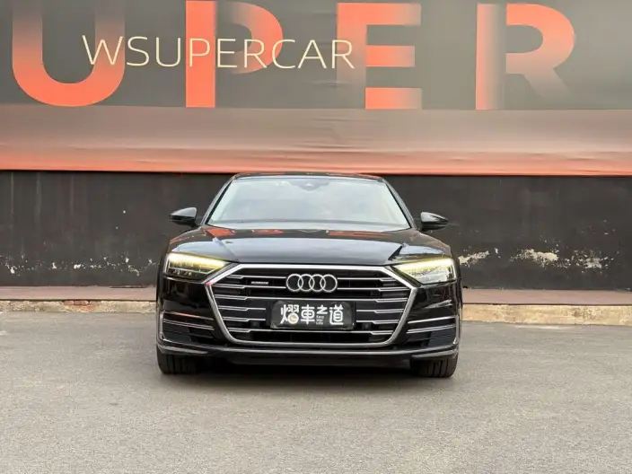 Audi A8 2021 Model A8L 50 TFSI quattro Comfort Model – фото 2