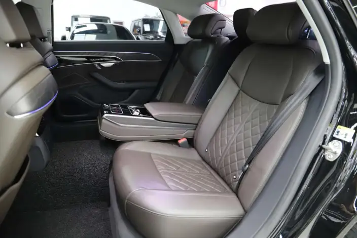Audi A8 2021 Model A8L 50 TFSI quattro Comfort Model – фото 20