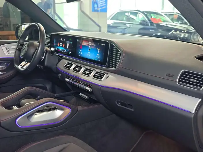 Mercedes-Benz GLE AMG 2024 Model AMG GLE 53 4MATIC+ – фото 24