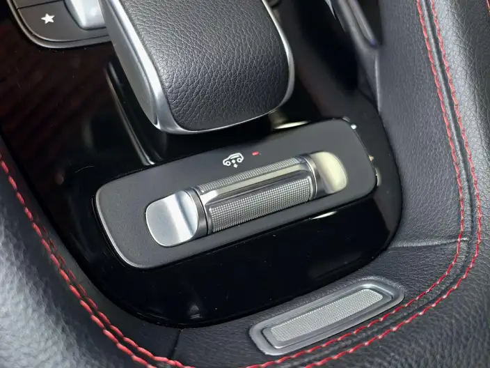 Mercedes-Benz GLE AMG 2024 Model AMG GLE 53 4MATIC+ – фото 25