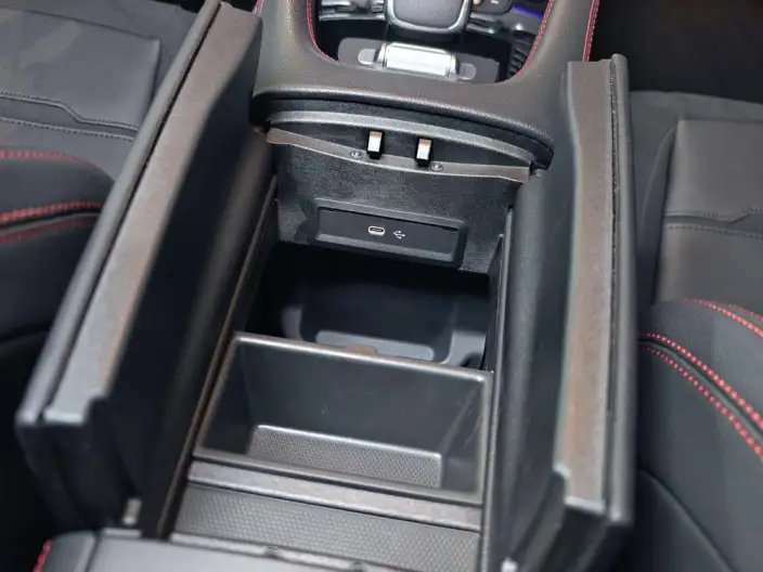 Mercedes-Benz GLE AMG 2024 Model AMG GLE 53 4MATIC+ – фото 49