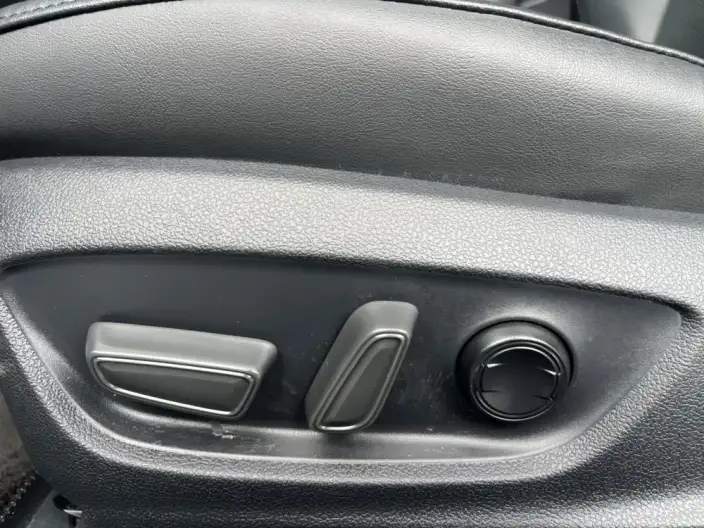 Toyota Avalon 2023 Model 2.0L CVT XLE Exclusive Edition – фото 29