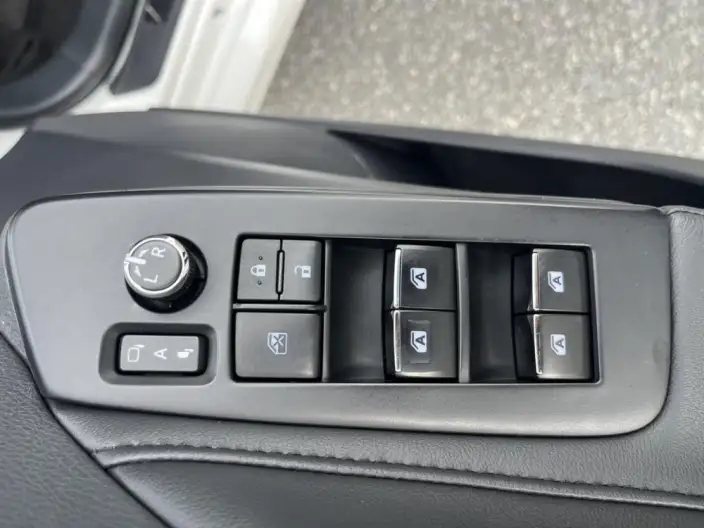 Toyota Avalon 2023 Model 2.0L CVT XLE Exclusive Edition – фото 34