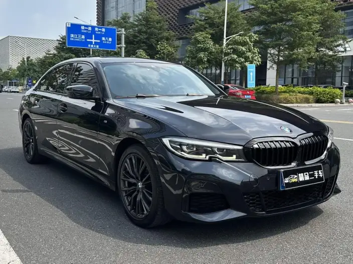 BMW 3 Series 2022 Model 325Li M Sports Night Set – фото 3