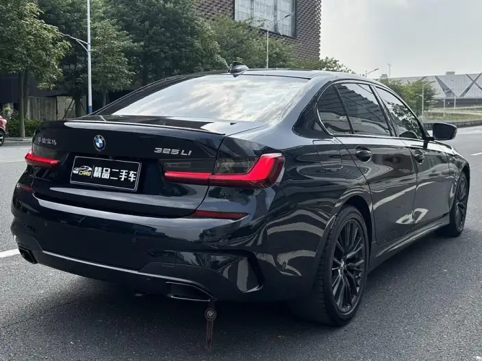 BMW 3 Series 2022 Model 325Li M Sports Night Set – фото 7