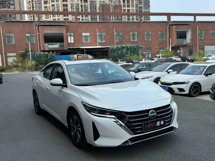 Nissan Sylphy 2023 Model 1.6L CVT Smart Driving Edition – фото 3