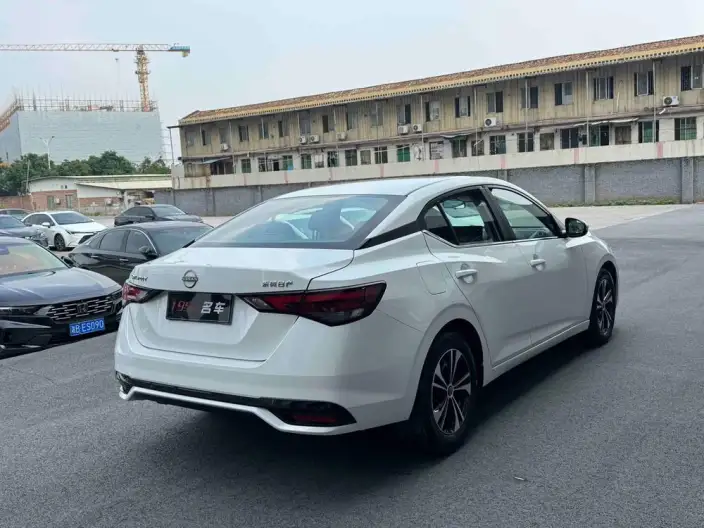 Nissan Sylphy 2023 Model 1.6L CVT Smart Driving Edition – фото 6