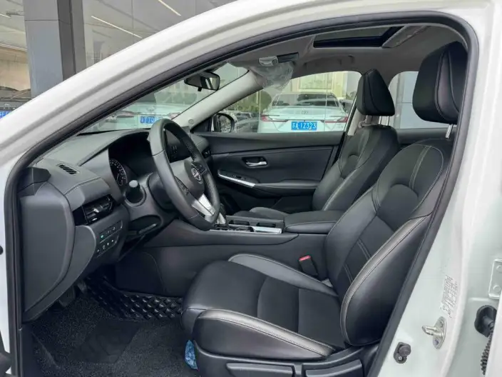 Nissan Sylphy 2023 Model 1.6L CVT Smart Driving Edition – фото 8