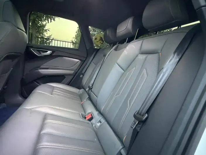 Audi Q4 e-tron 2024 Model 40 e-tron Genesis Edition – фото 13