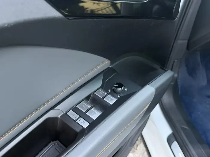 Audi Q4 e-tron 2024 Model 40 e-tron Genesis Edition – фото 14