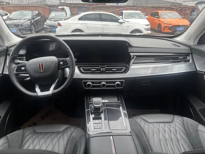 Hongqi HS5 2023 Model 2.0T Flag Xiang Pro Edition – фото 10