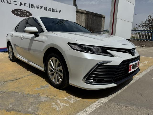 Toyota Camry 2023 2.0GVP Lead Edition – фото 3