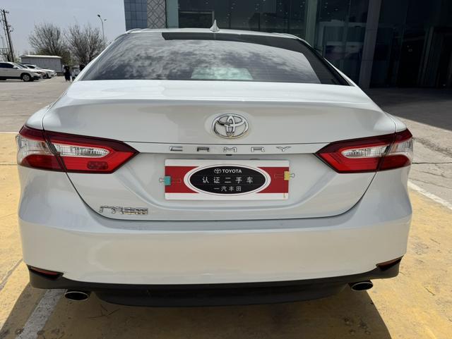 Toyota Camry 2023 2.0GVP Lead Edition – фото 5