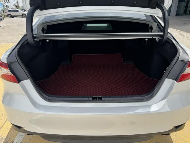 Toyota Camry 2023 2.0GVP Lead Edition – фото 13
