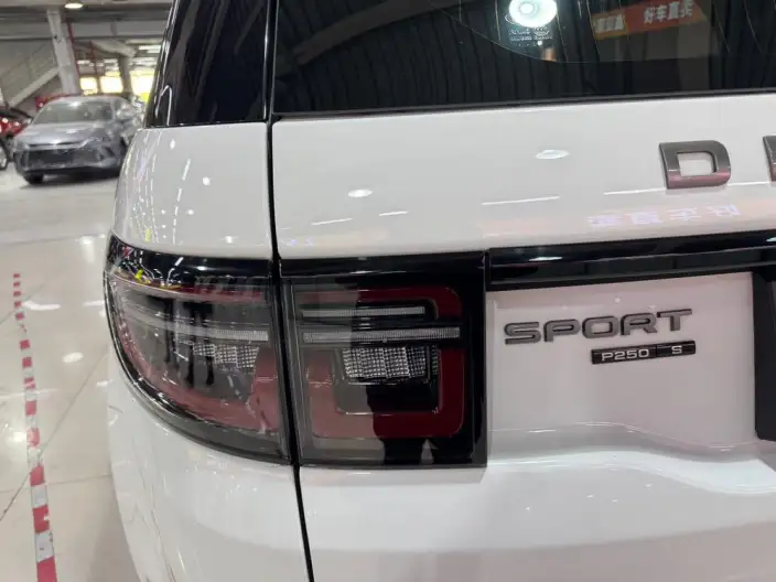 Land Rover Discovery Sport 2020 Model 249PS R-Dynamic S Performance version 5 seat – фото 10