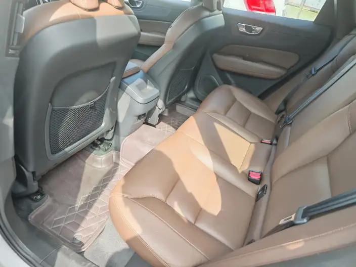 Volvo XC60 2025 Model B5 4WD Smart Range Deluxe Edition – фото 10