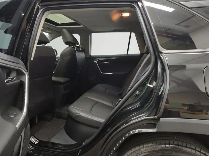Toyota RAV4 2021 Model Hybrid 2.5L CVT 4WD Elite Plus Edition – фото 18