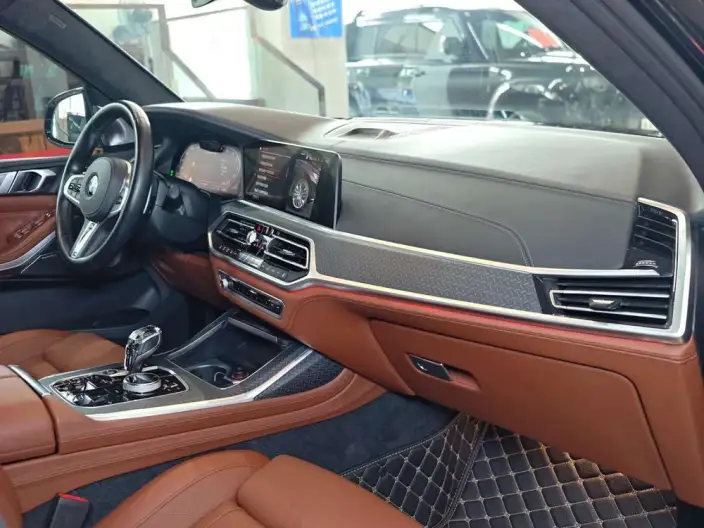 BMW X7 2021 Model xDrive M50i – фото 28