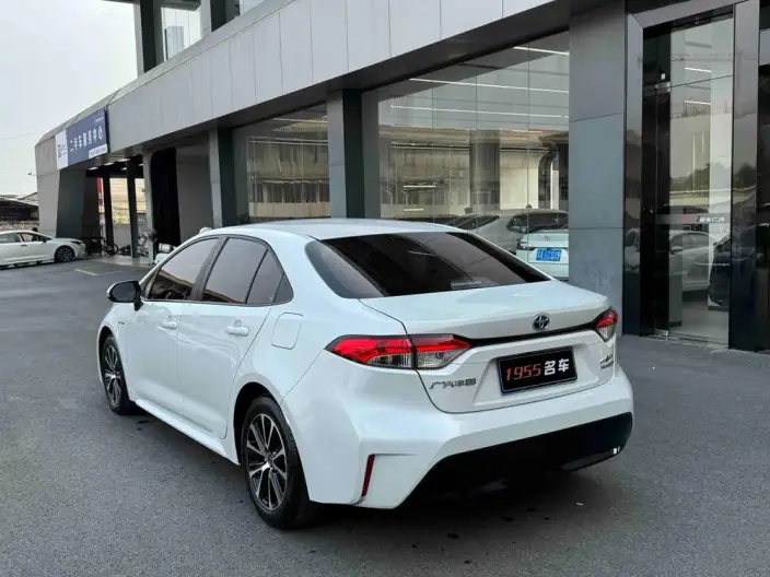 Toyota Levin 2023 Model Hybrid 1.8L Deluxe Edition – фото 4