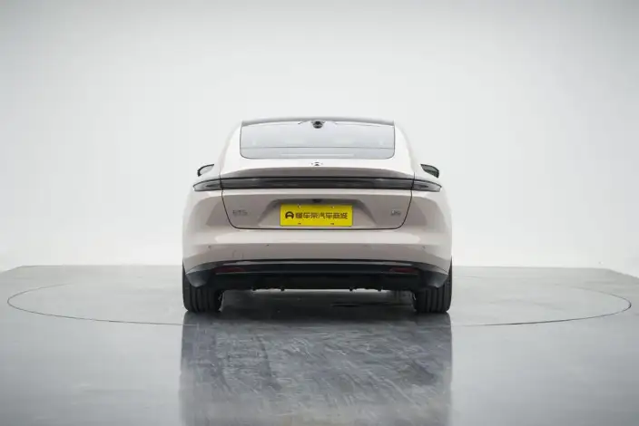 NIO ET5 2025 Model 75kWh – фото 6
