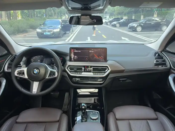 BMW X3 2022 Model xDrive30i Leading Model M Night Set – фото 8