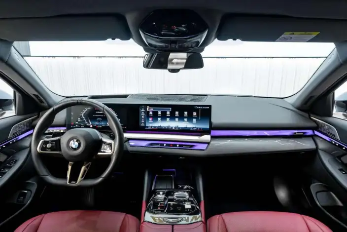 BMW 5 Series 2024 Model 530Li Exclusive Model M Sports Set – фото 23