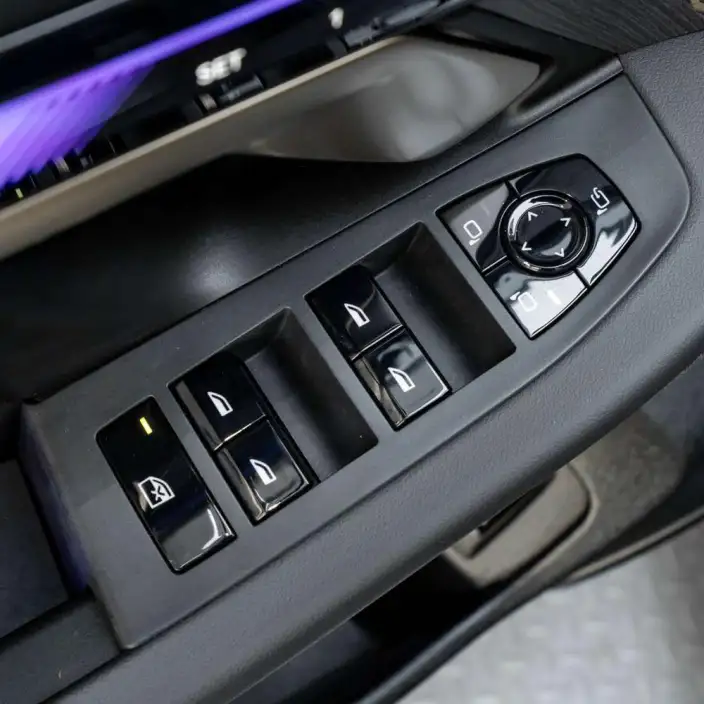 BMW 5 Series 2024 Model 530Li Exclusive Model M Sports Set – фото 28