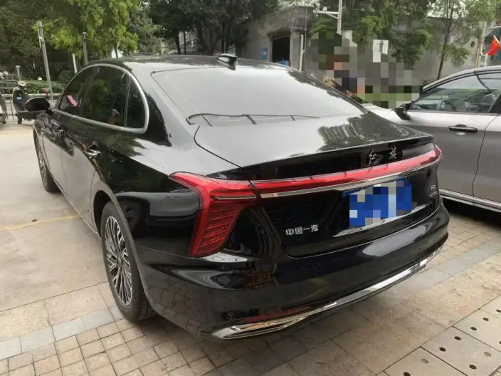 Hongqi H5 2025 Model 2.0T Automatic Flag Enjoy Edition – фото 4