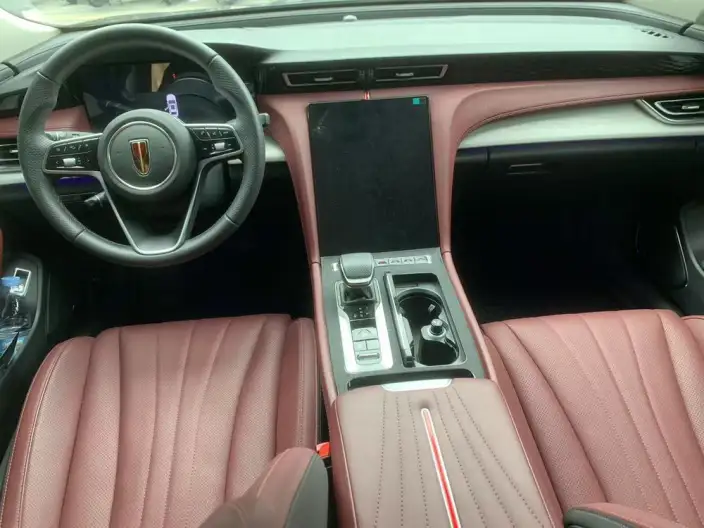 Hongqi H5 2025 Model 2.0T Automatic Flag Enjoy Edition – фото 9
