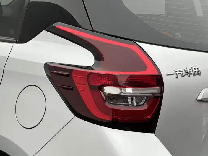 Toyota Vios FS 2022 Model 1.5L CVT 20th Anniversary Memorial Edition – фото 13