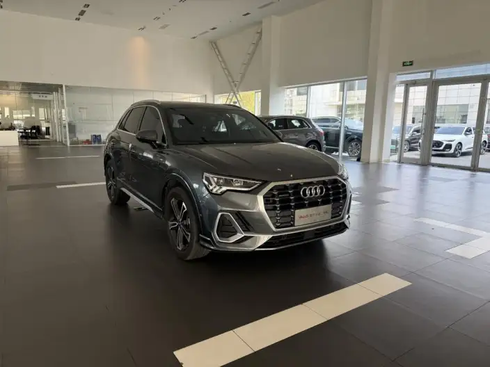 AUDI Q3 2022 Model 45 TFSI quattro Fashion Dynamic Model – фото 3