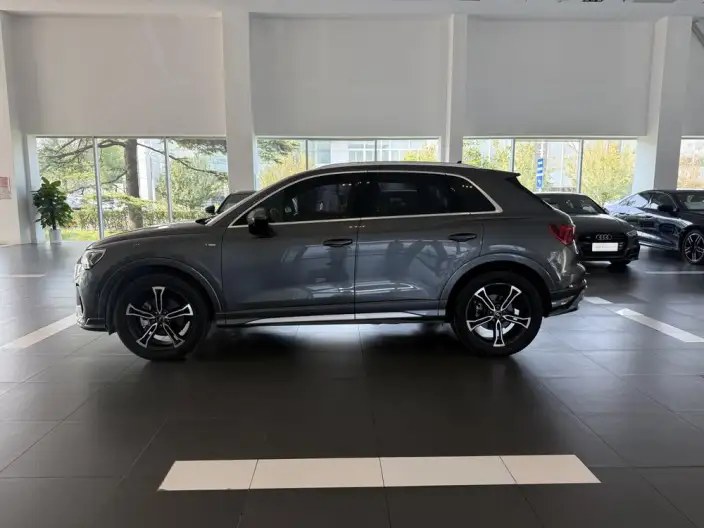 AUDI Q3 2022 Model 45 TFSI quattro Fashion Dynamic Model – фото 4