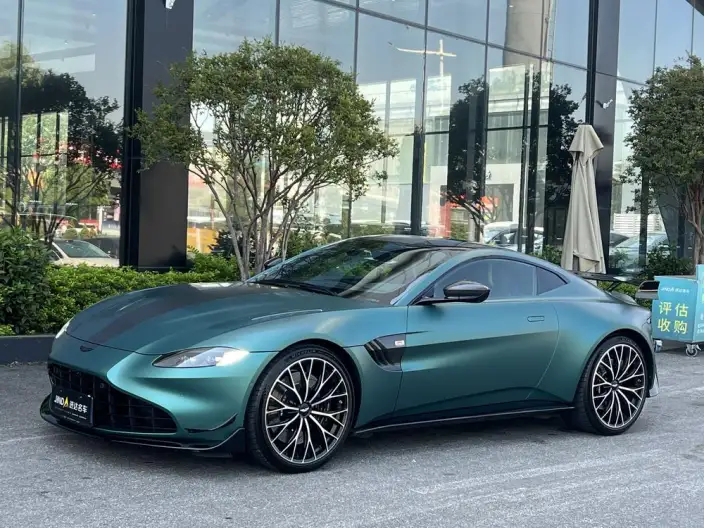 Vantage 2022 Model 4.0T V8 Coupe – фото 1
