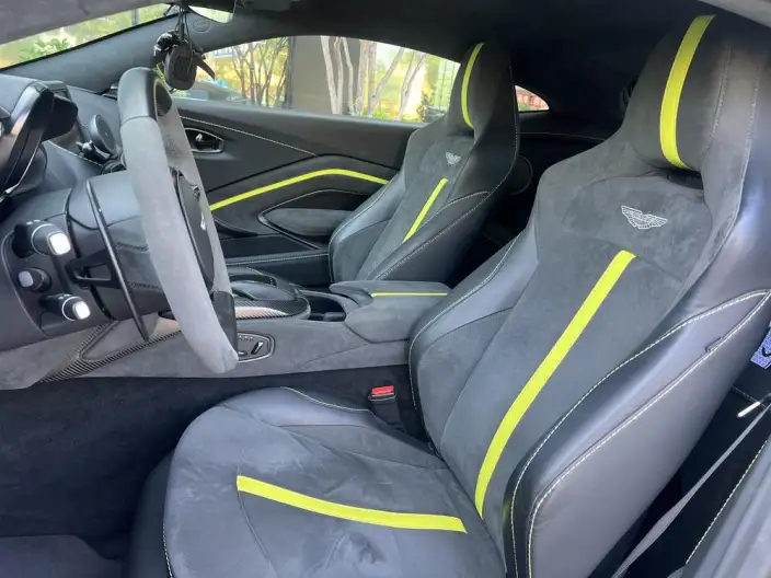 Vantage 2022 Model 4.0T V8 Coupe – фото 9